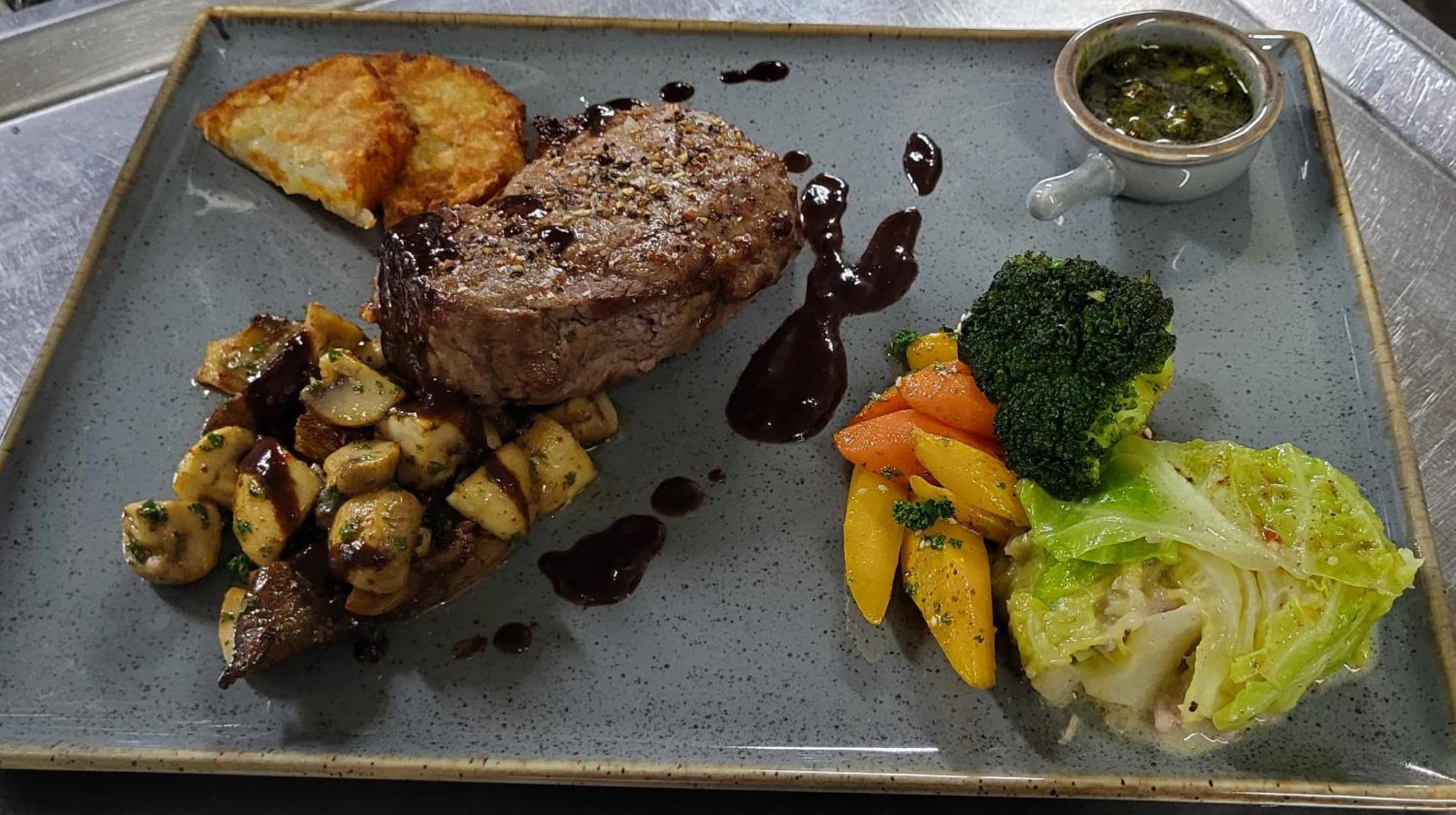 Hotel-Restaurant-Weingut Kapellenhof クロッテン エクステリア 写真