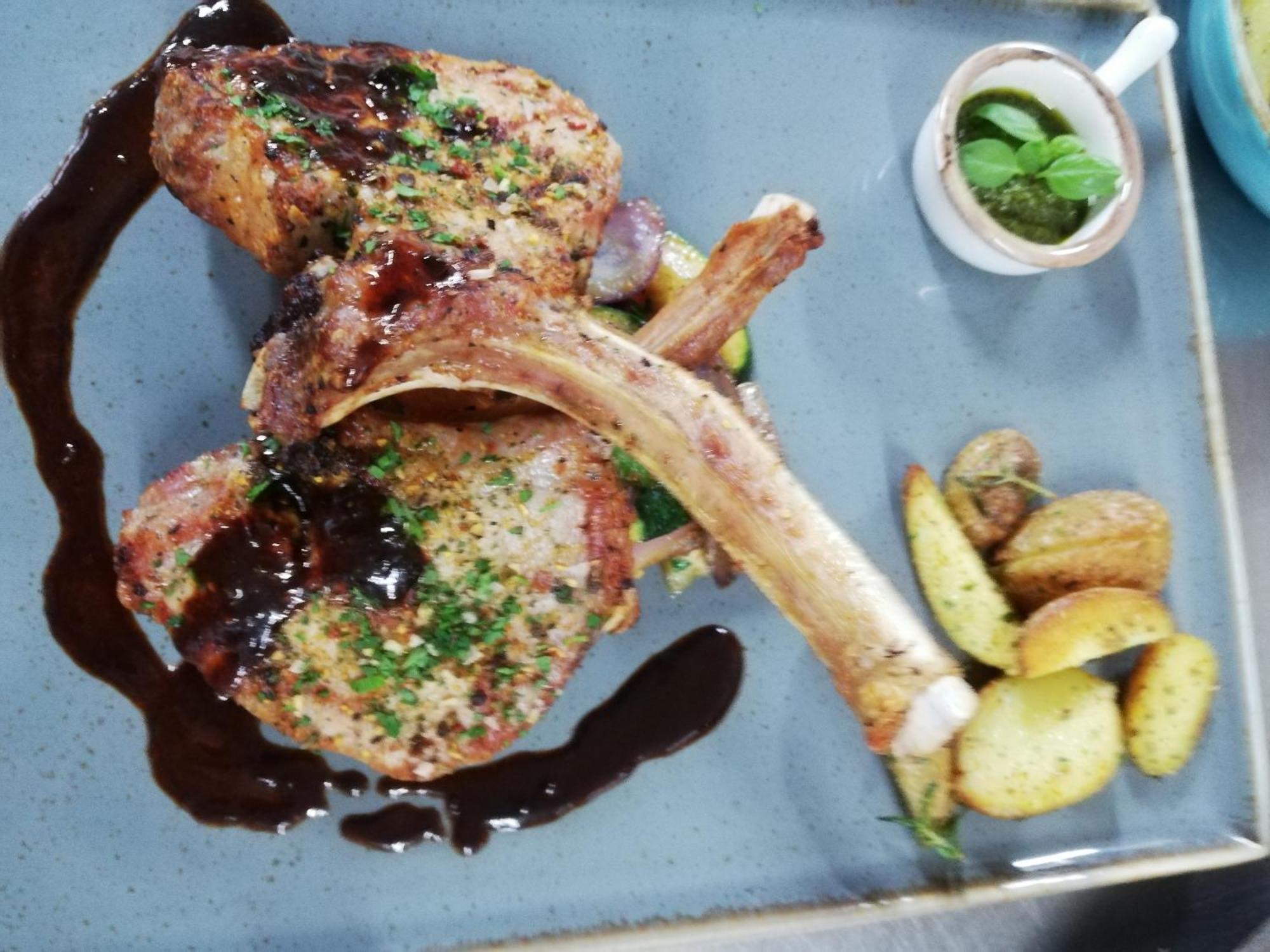 Hotel-Restaurant-Weingut Kapellenhof クロッテン エクステリア 写真